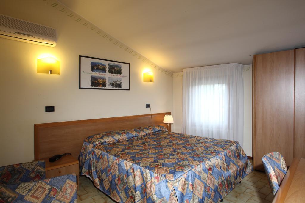 Albergo Alla Campana Dolo Bagian luar foto